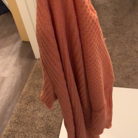 Women’s Crop Top, Salmon Color, It’s Fashion, Plus Sports Wear, Size 1X - Picture 6 of 6